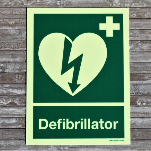 AED-Wandschild, nachleuchtend